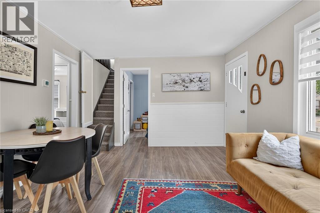 309 COMMANDO Street - 14