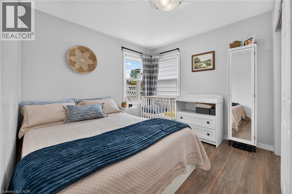 309 COMMANDO Street - 20