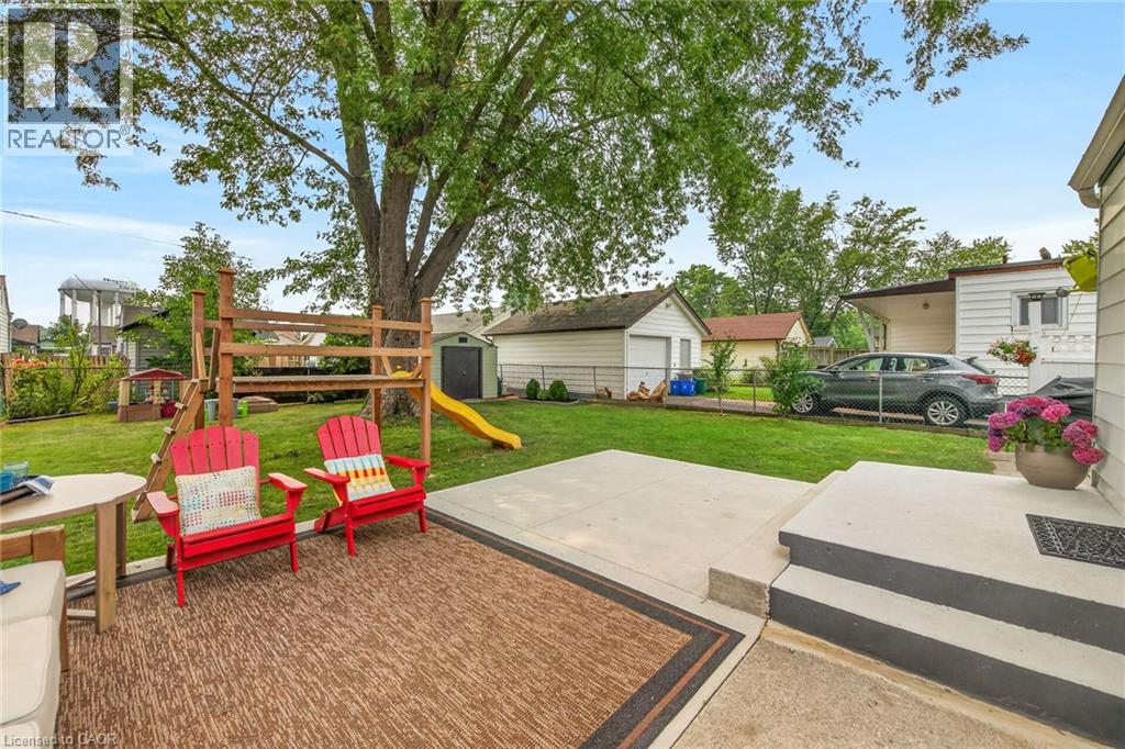 309 COMMANDO Street - 34