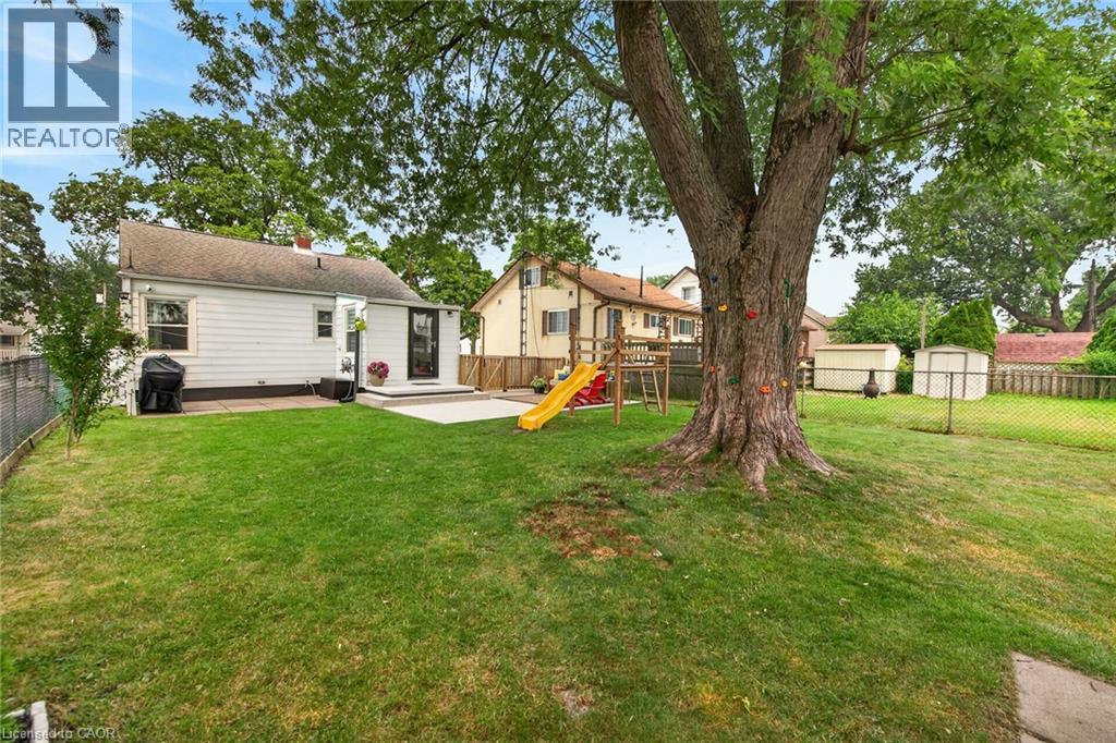 309 COMMANDO Street - 42