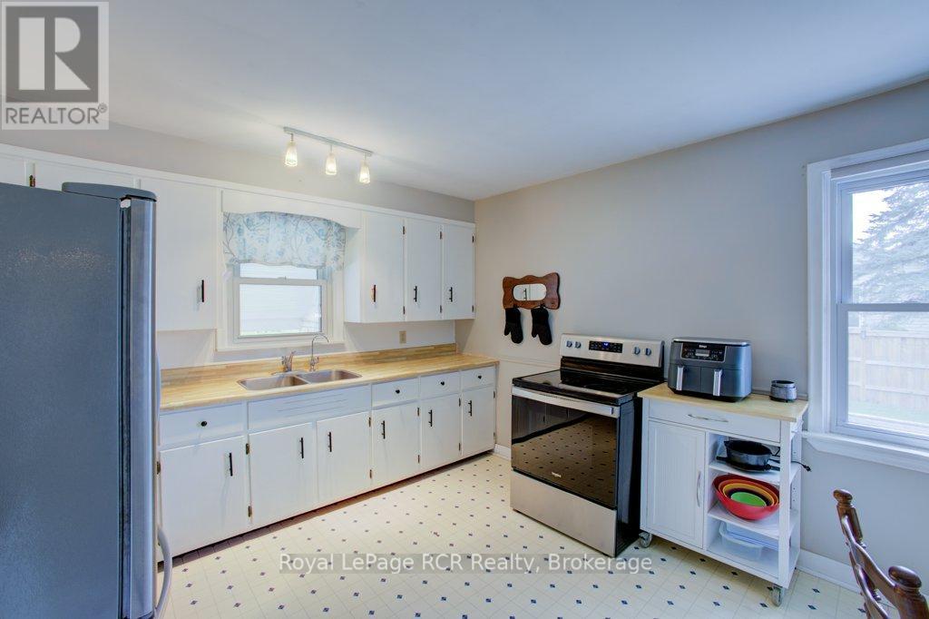 45 WILLIAM STREET E - Image 10