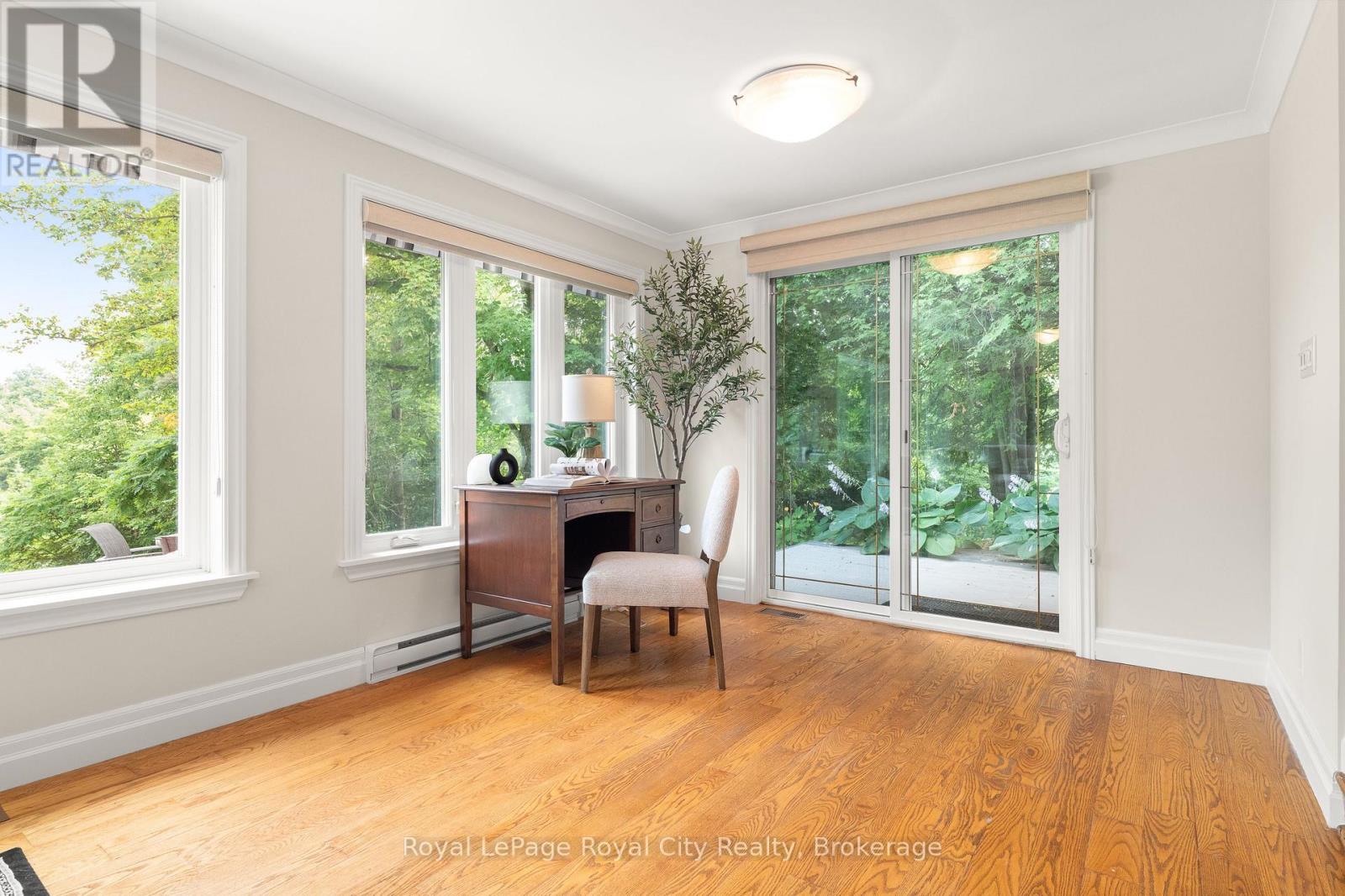 #12 123083 SOUTHGATE ROAD - 11