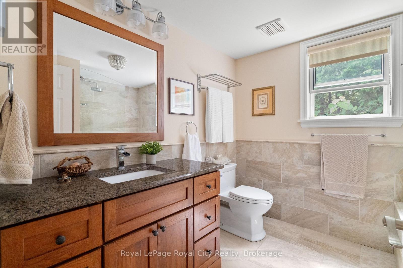 #12 123083 SOUTHGATE ROAD - 25