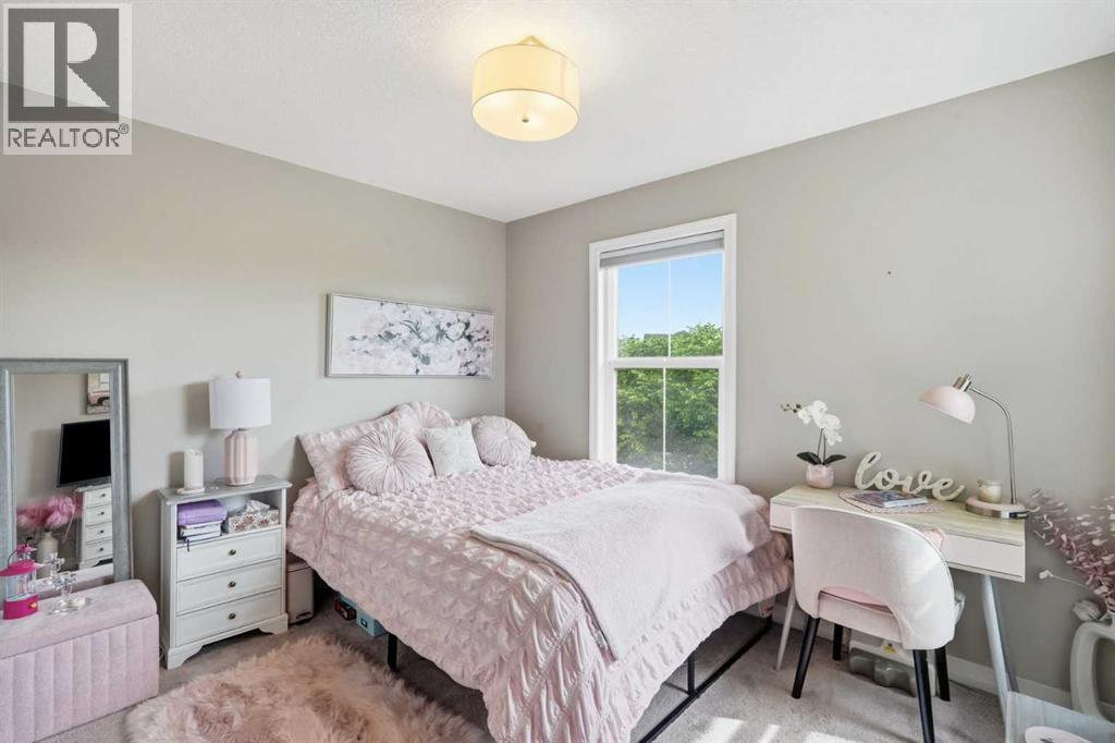 6 Mahogany Lane SE - 22