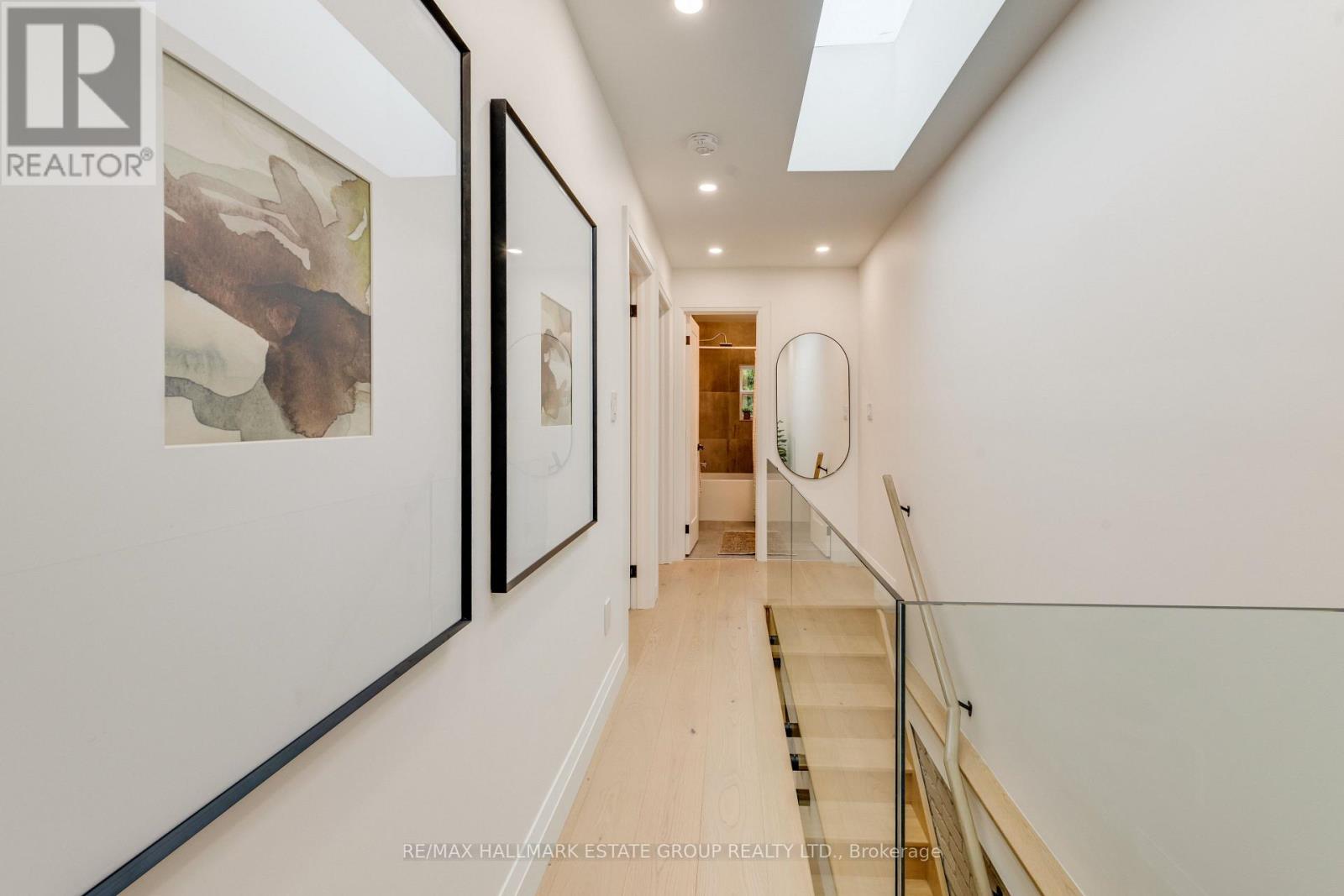 664 RHODES AVENUE - Image 17
