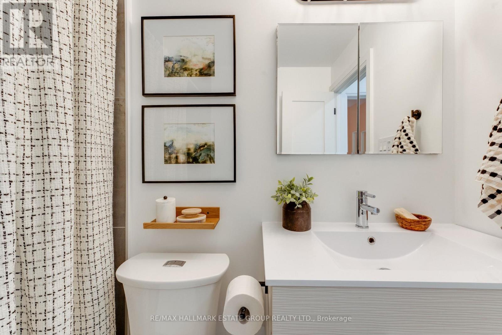 664 RHODES AVENUE - Image 25