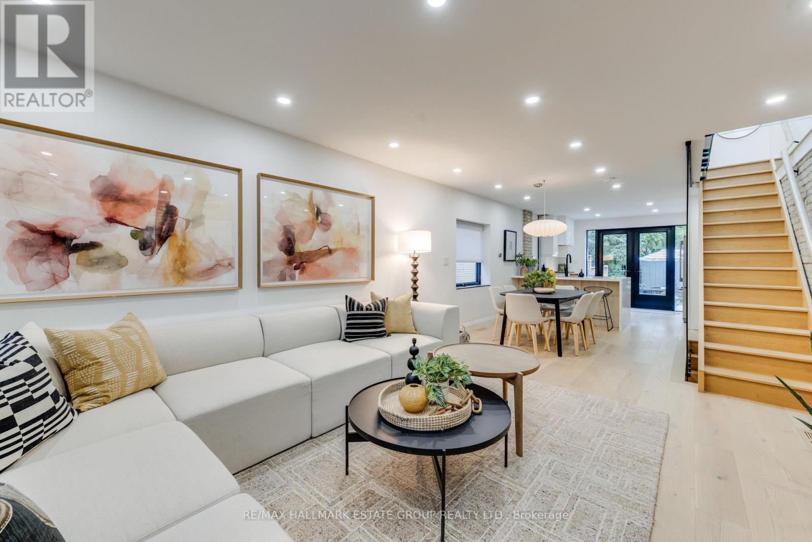 664 RHODES AVENUE - Image 5