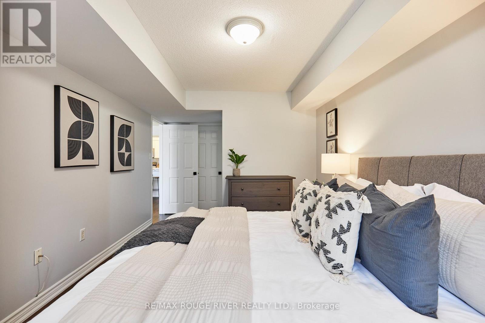 #3 92 PETRA WAY - 17