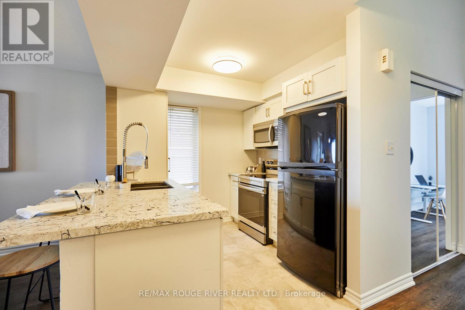 #3 92 PETRA WAY - 5