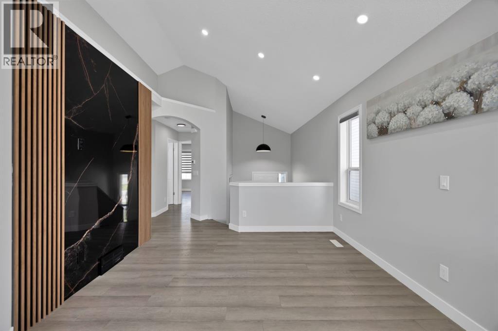 288 Saddlemead Road NE - 4