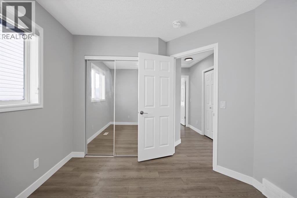 288 Saddlemead Road NE - 16