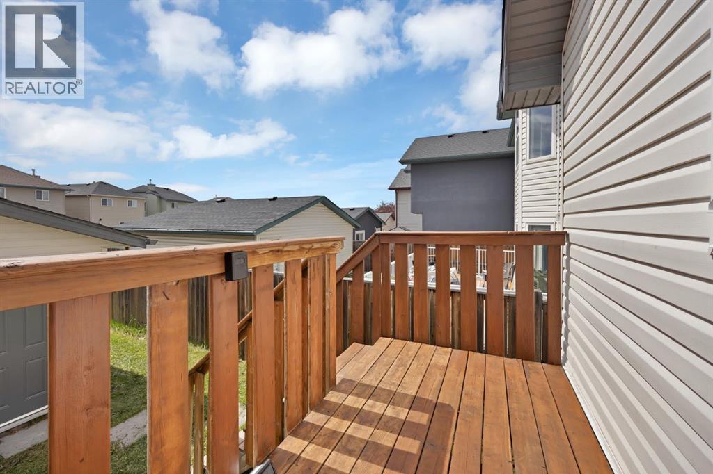 288 Saddlemead Road NE - 15
