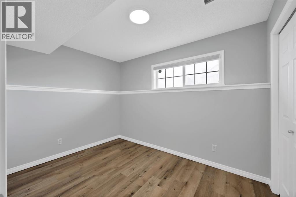 288 Saddlemead Road NE - 28