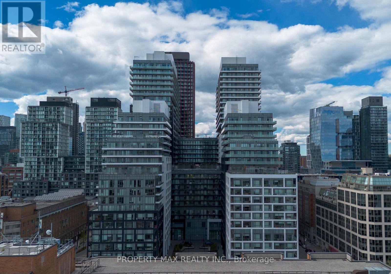 #403 70 PRINCESS STREET - 2