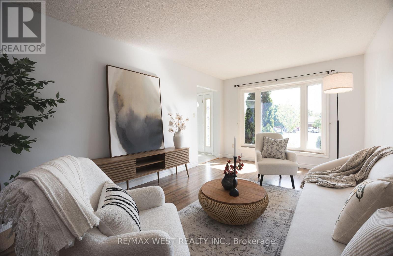 14 SOUCH COURT - 4
