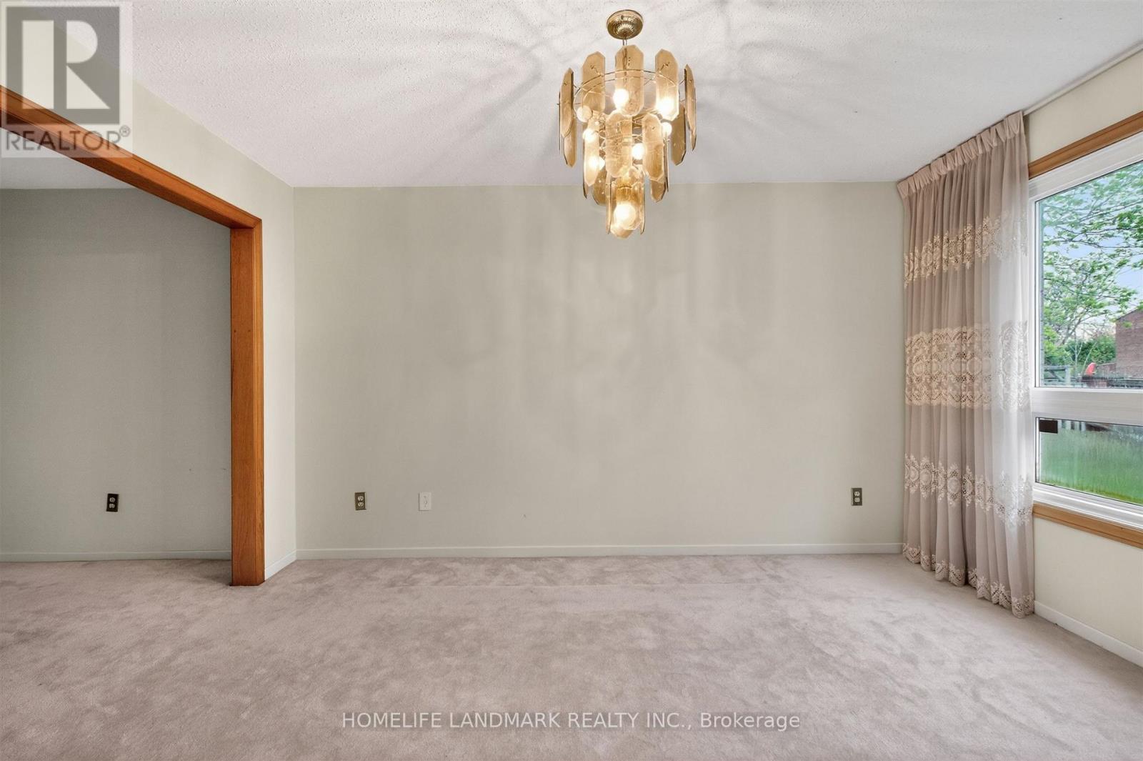 9 MONTAGUE PLACE - Image 10