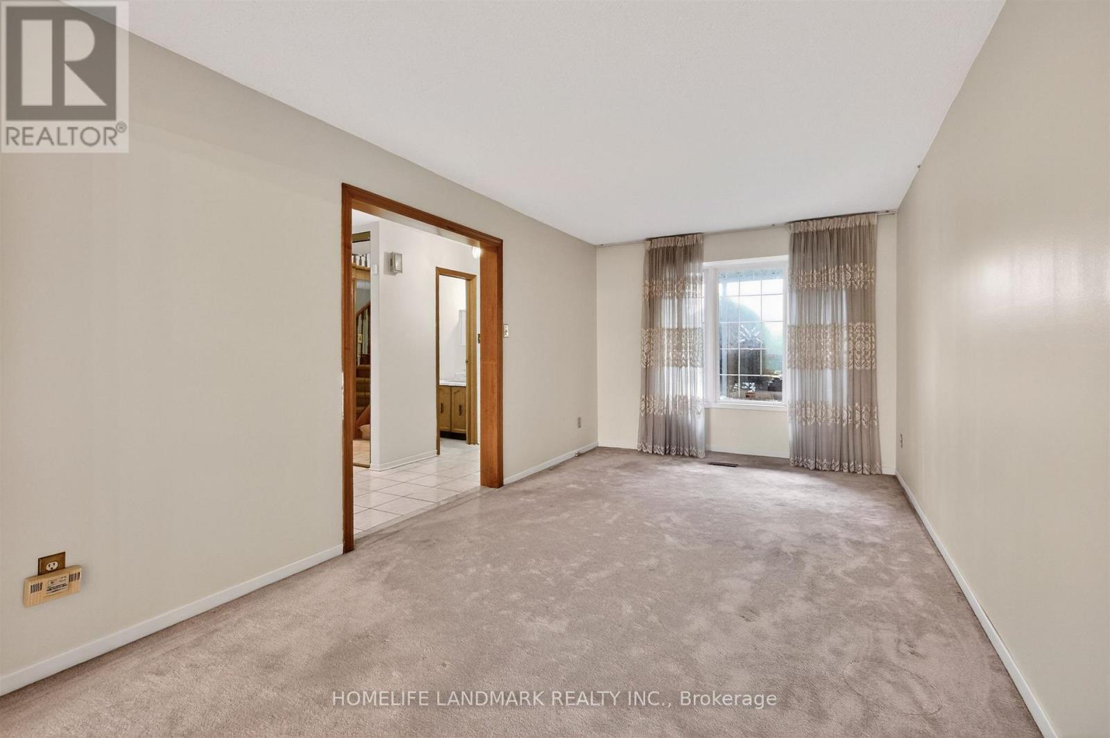 9 MONTAGUE PLACE - Image 8