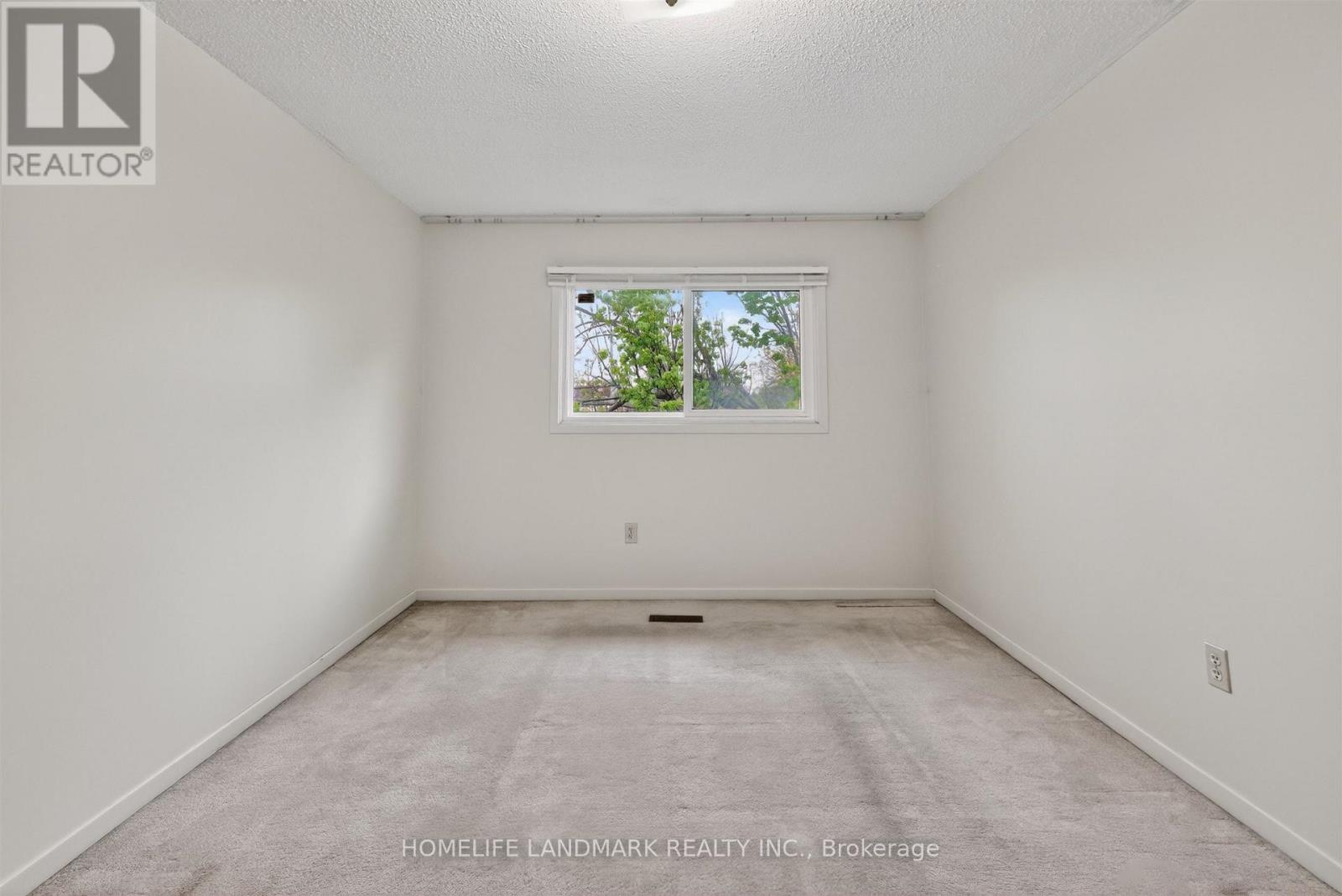 9 MONTAGUE PLACE - 23