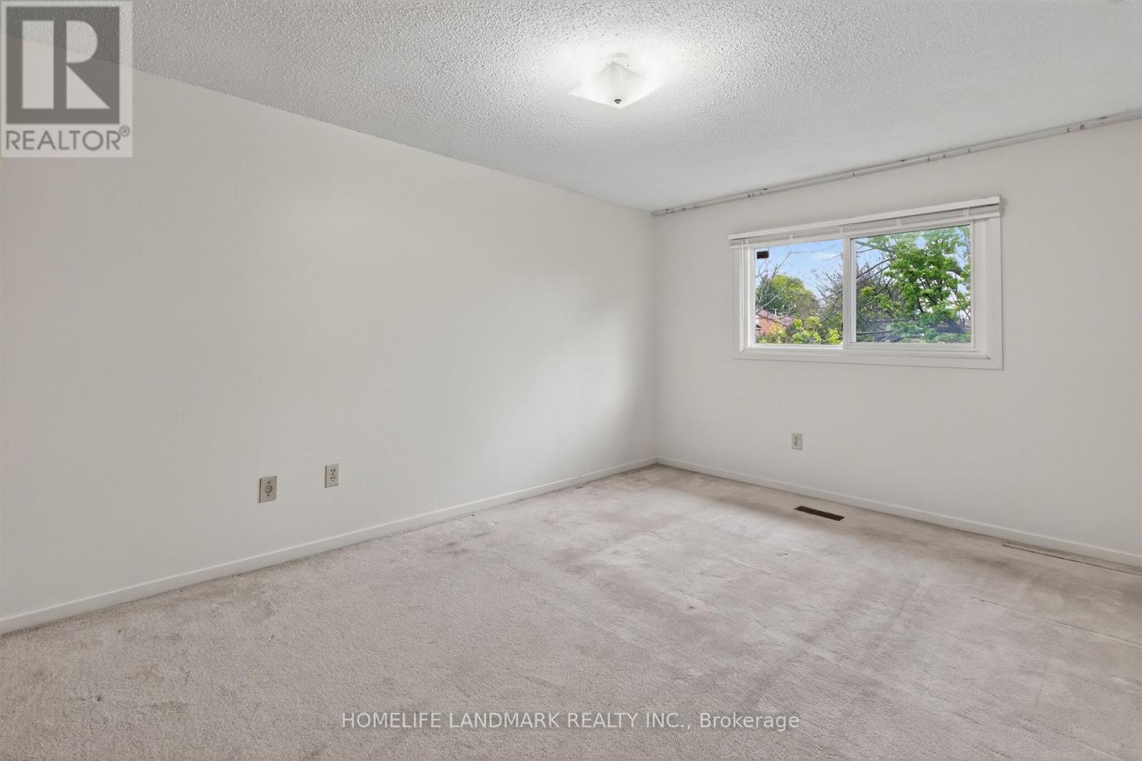 9 MONTAGUE PLACE - 25