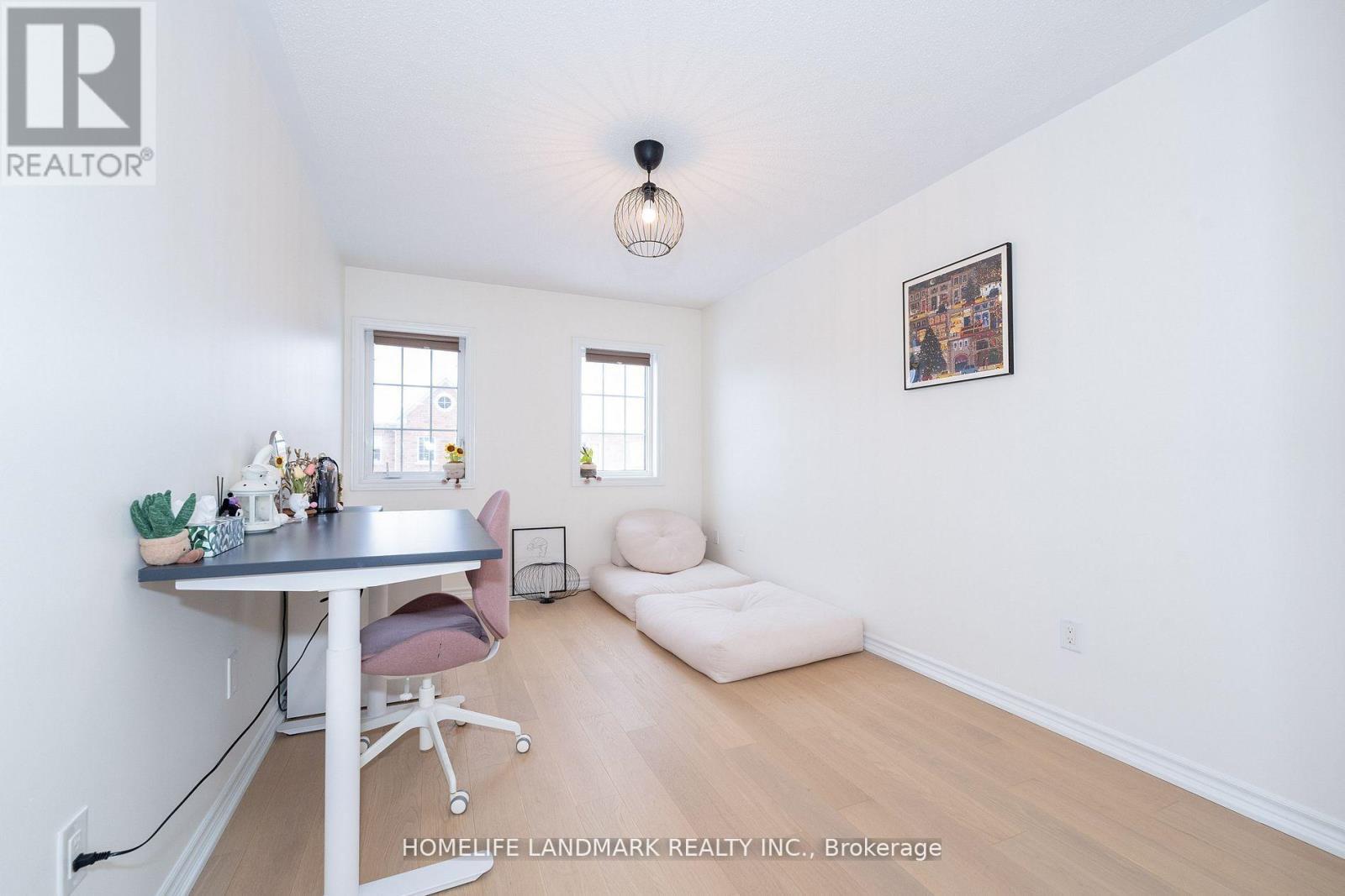 #51 8777 DUFFERIN STREET - 18