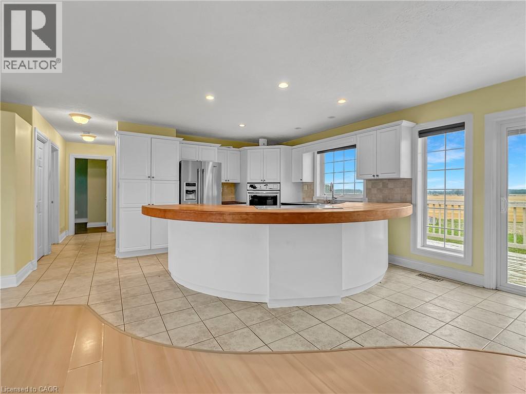 174 PAINTER Road - Image 32