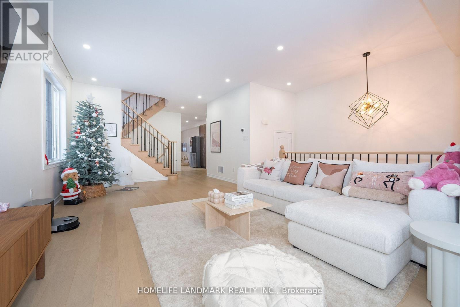 #51 8777 DUFFERIN STREET - 6