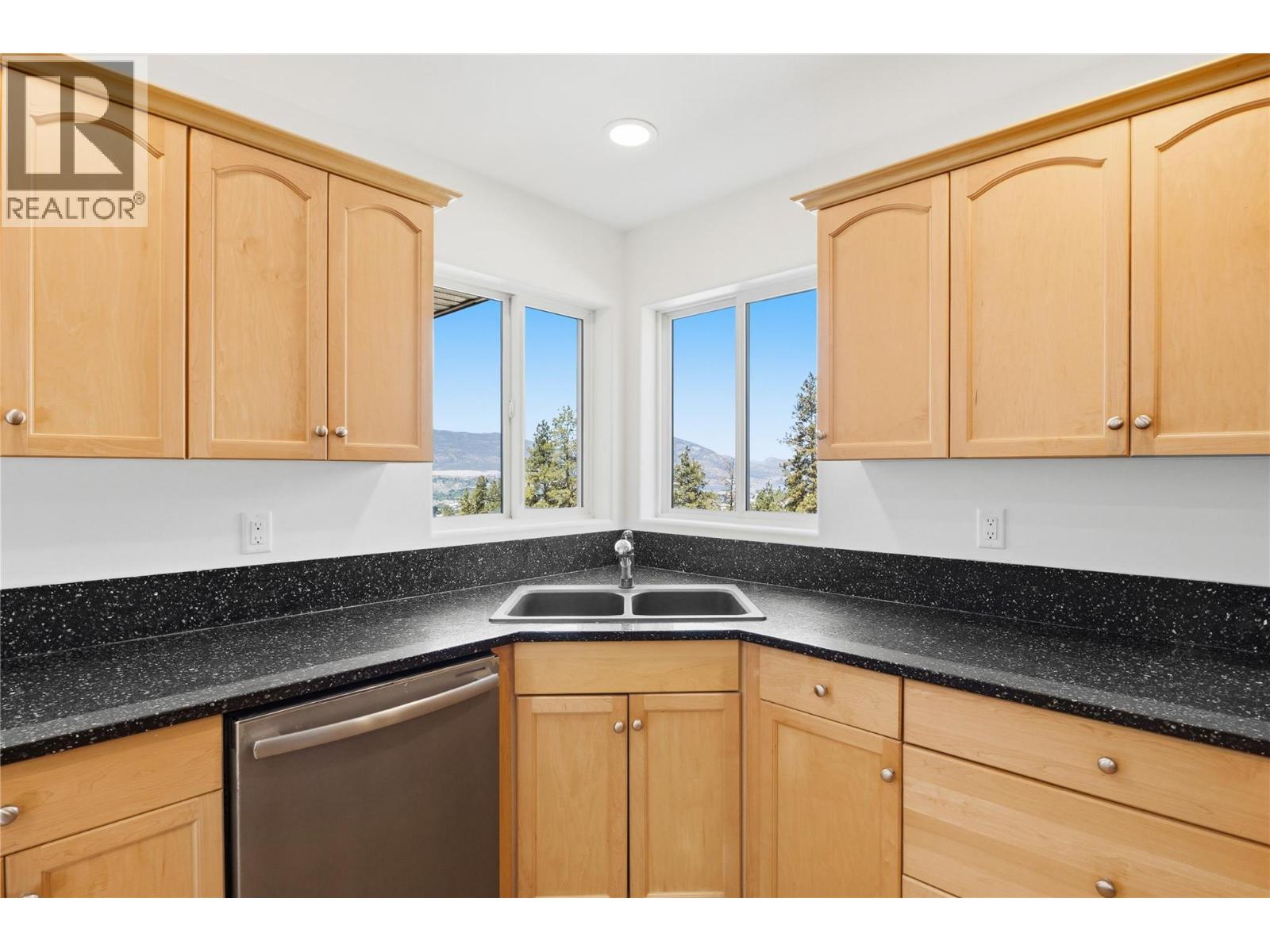 2850 Evergreen Drive - 9