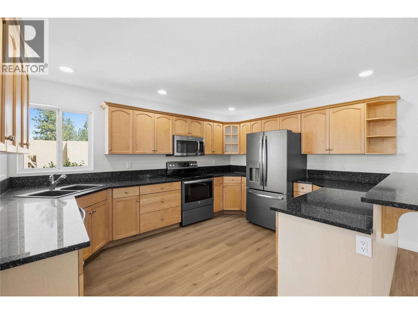 2850 Evergreen Drive - 7