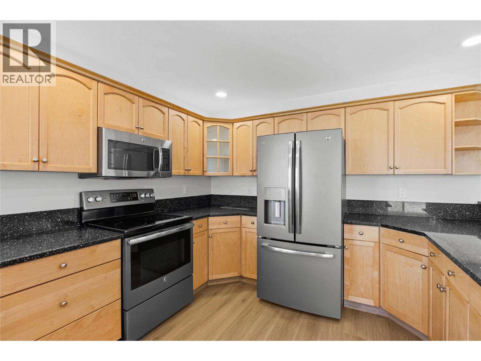 2850 Evergreen Drive - 8