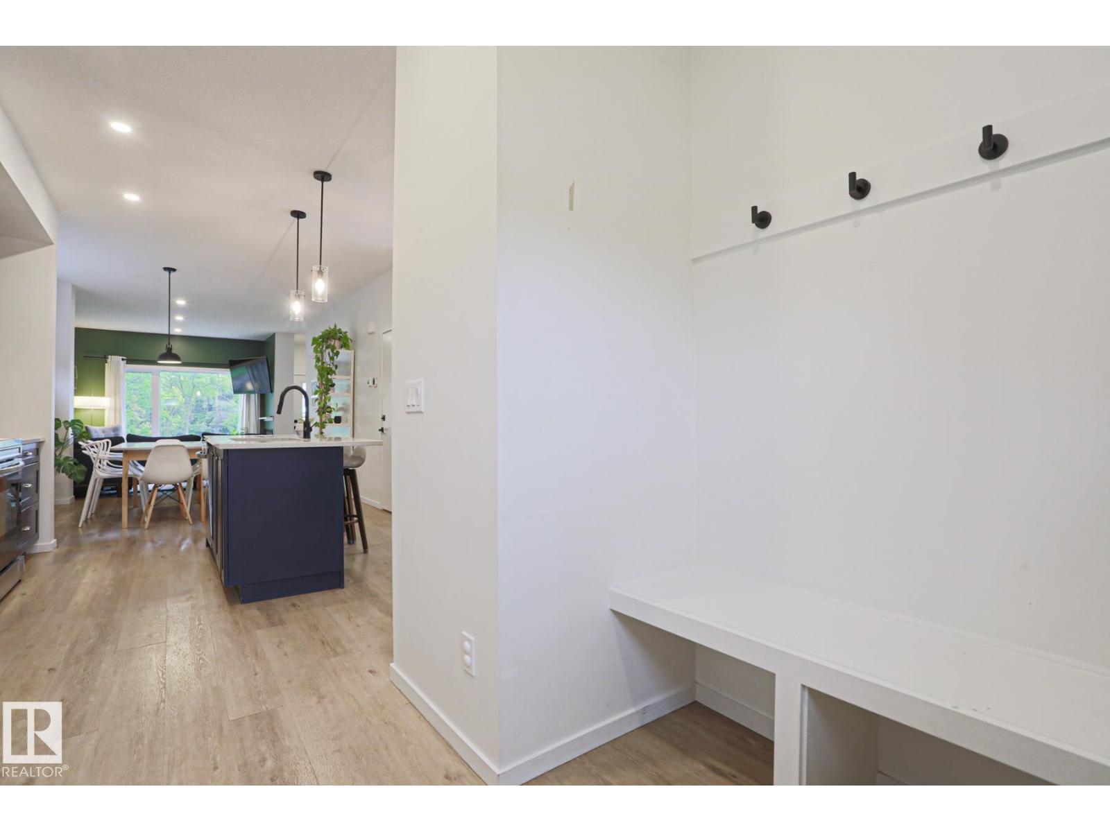 12020 125 ST NW - 18