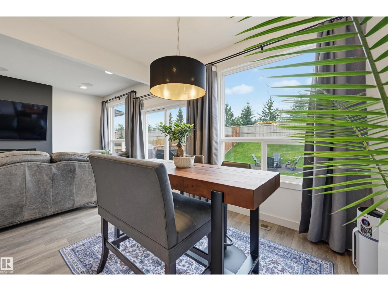 22434 99A AV NW - 12