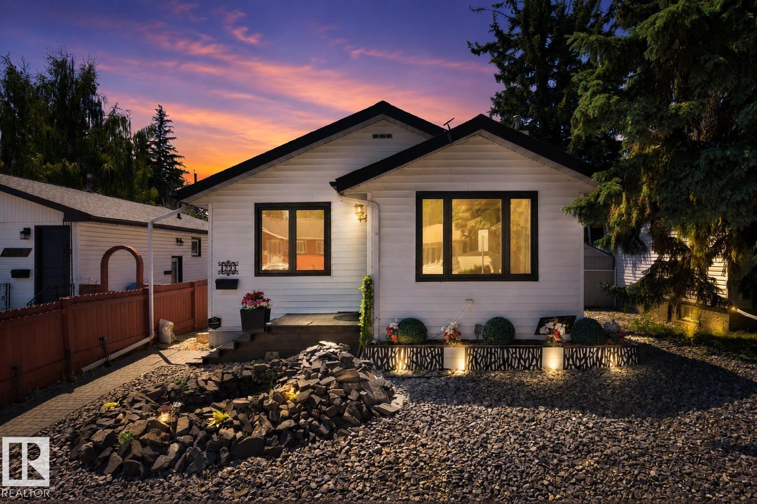 4233 116 AV NW - 1