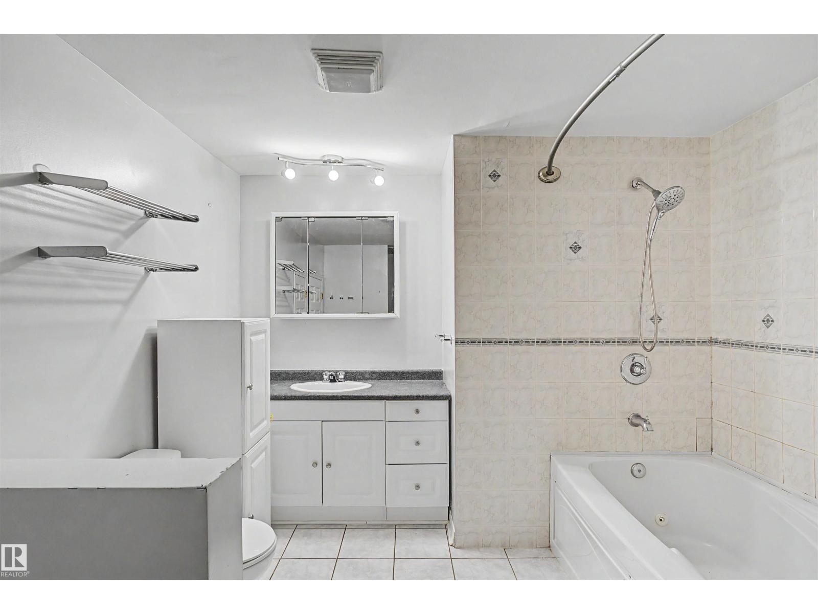 4233 116 AV NW - 11