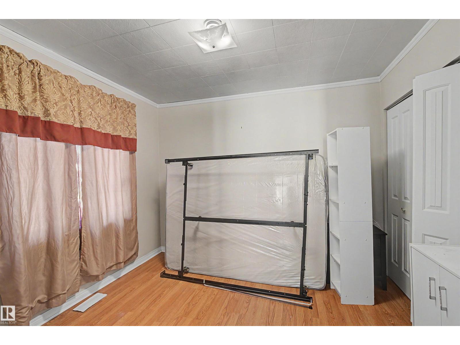 4233 116 AV NW - 13