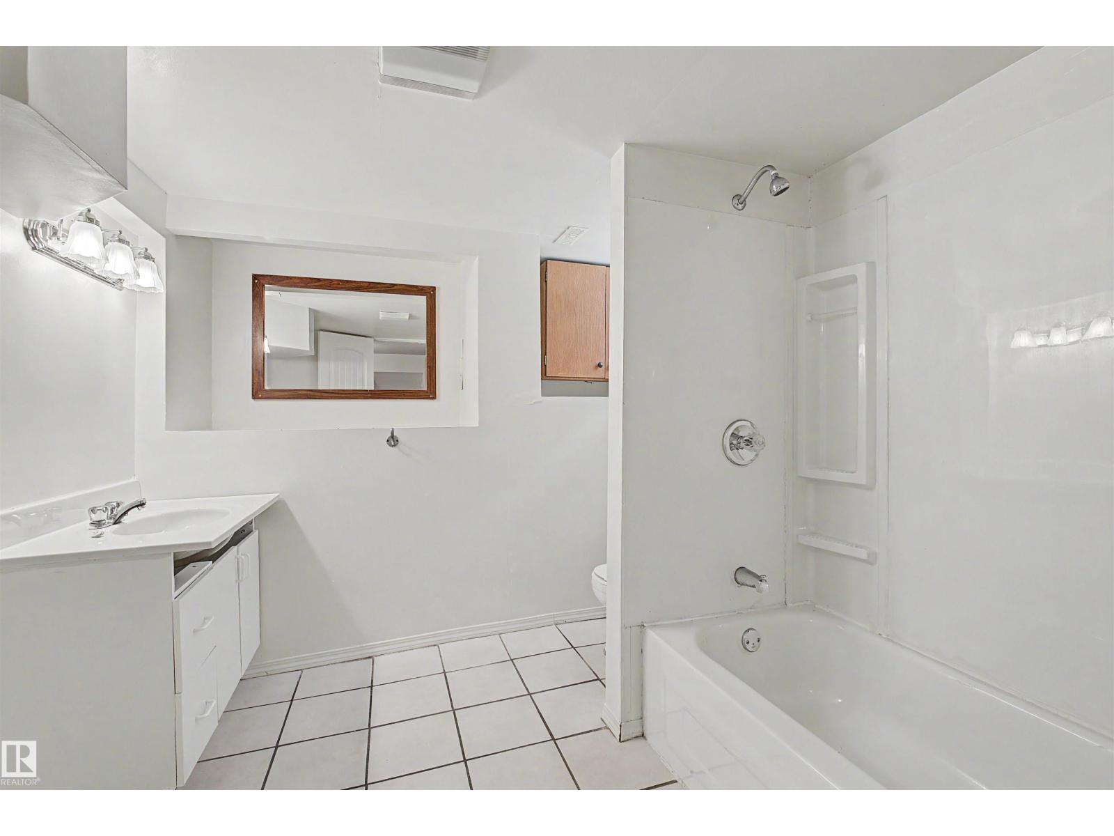 4233 116 AV NW - 25
