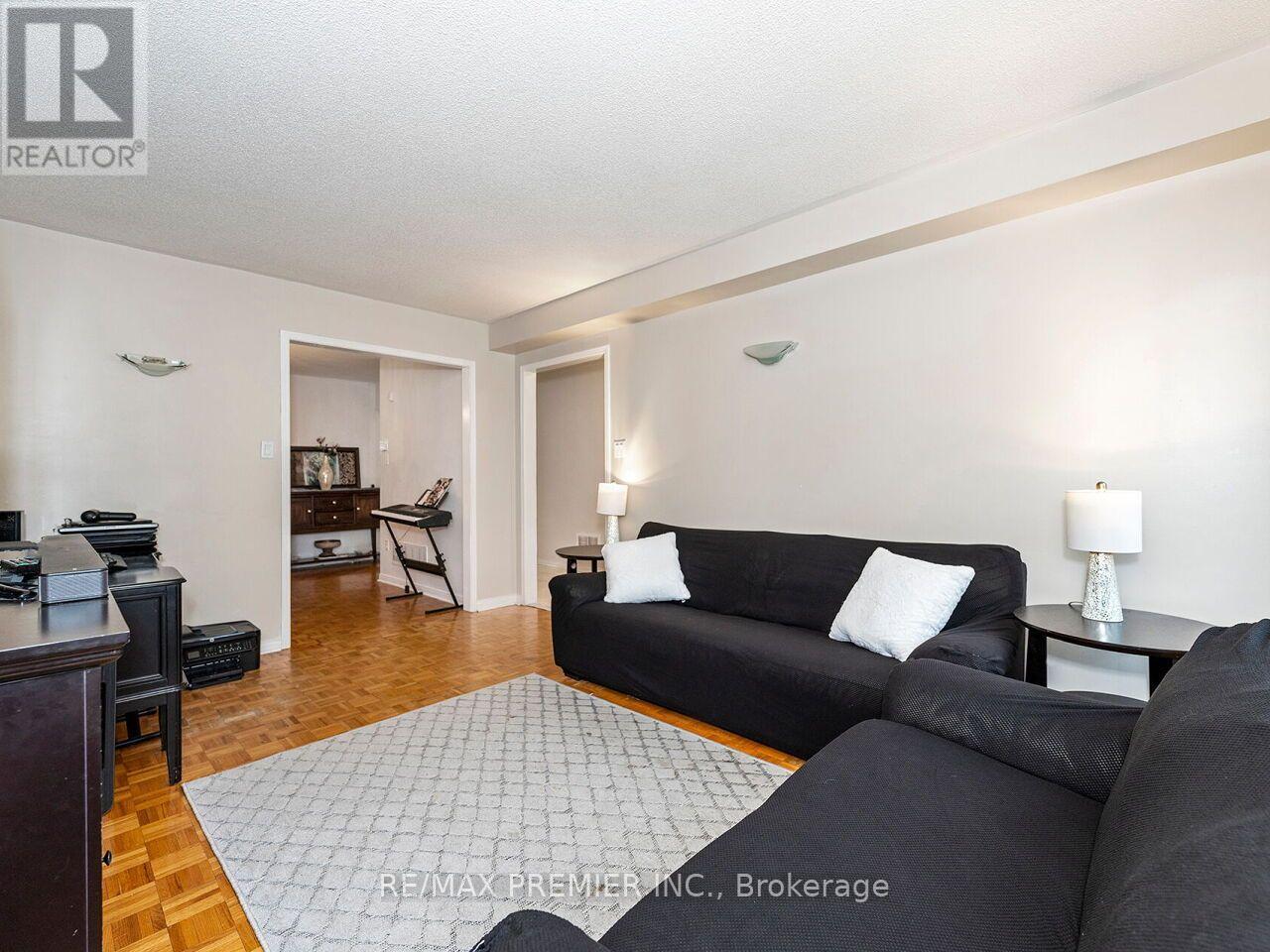 32 STONEBRIAR DRIVE - Image 8