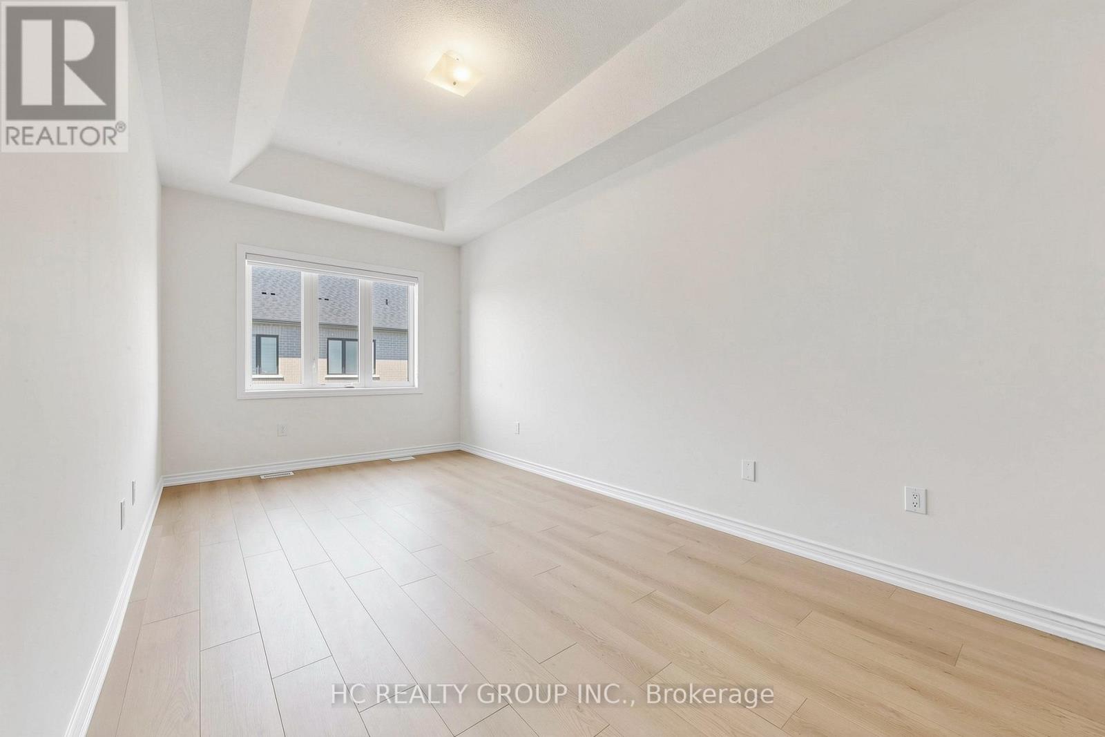 8 HEWISON AVENUE - 10