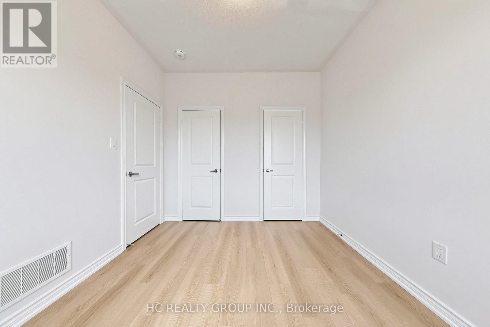 8 HEWISON AVENUE - 18