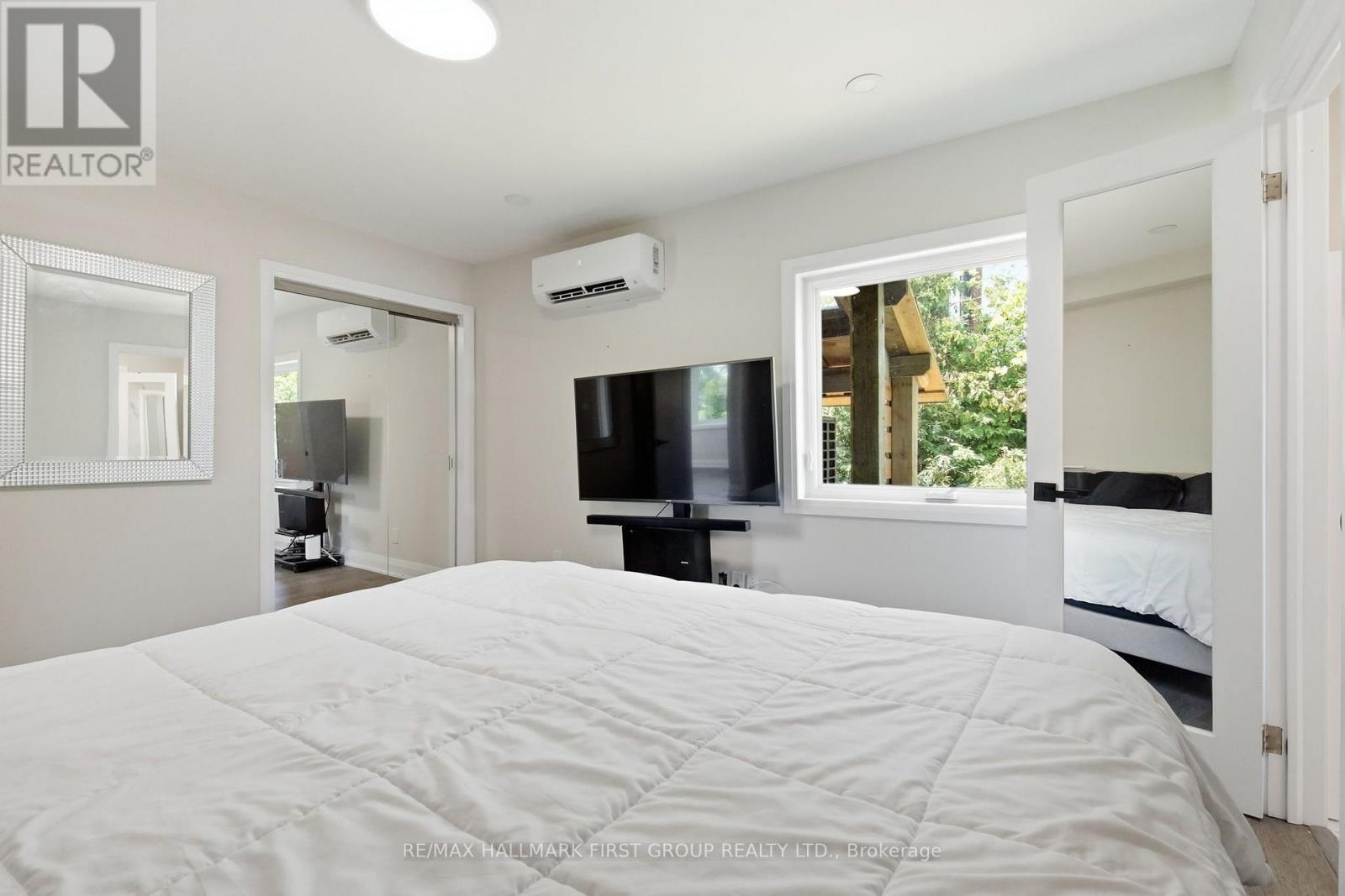26 BURNIE ROAD - 40