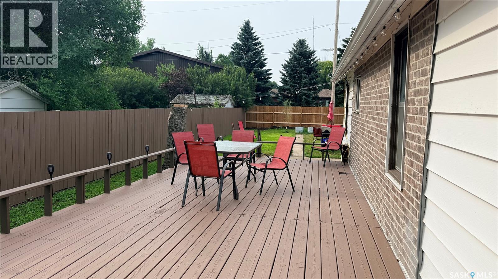 402 Saskatchewan AVENUE - 21