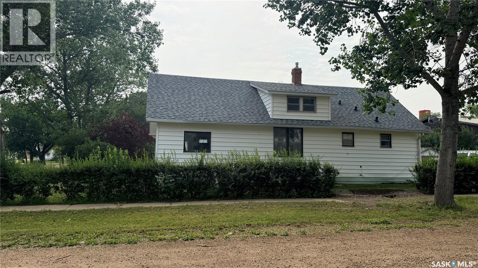 402 Saskatchewan AVENUE, Torquay — photo 3