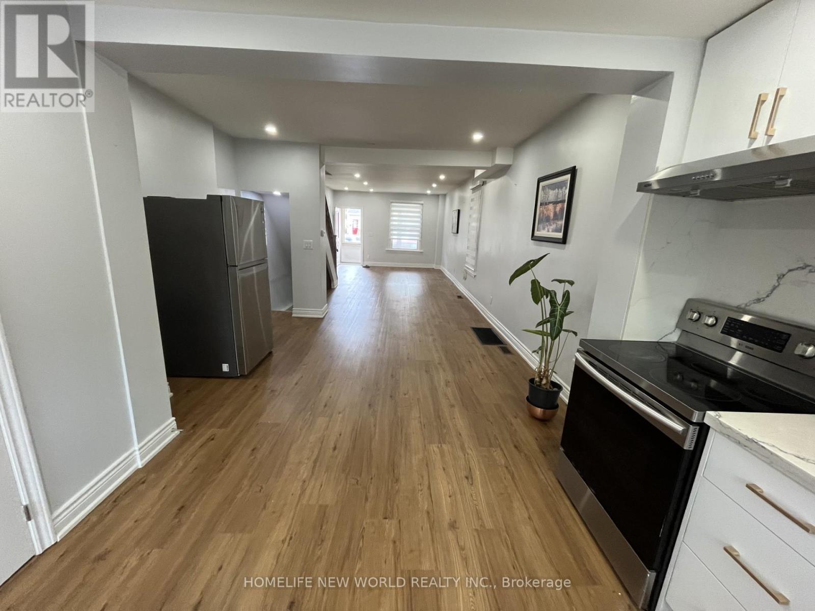 19 BRITANNIA AVENUE - 14