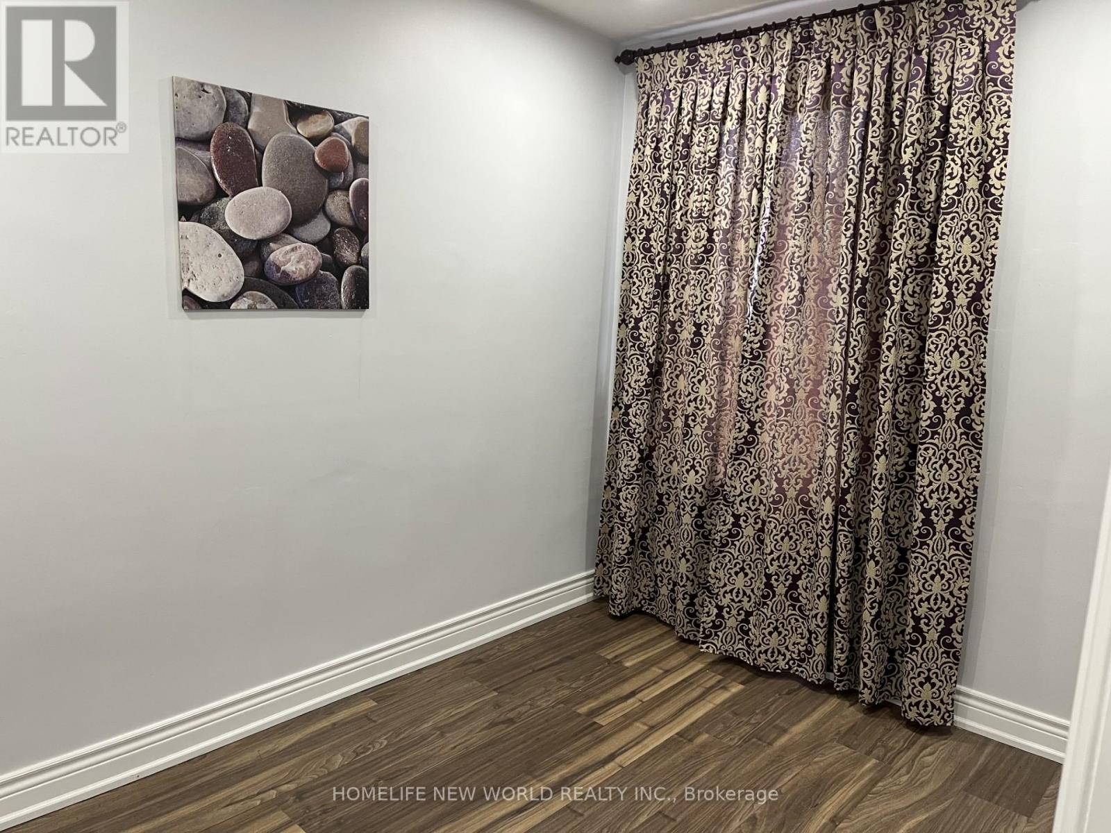 19 BRITANNIA AVENUE - 6