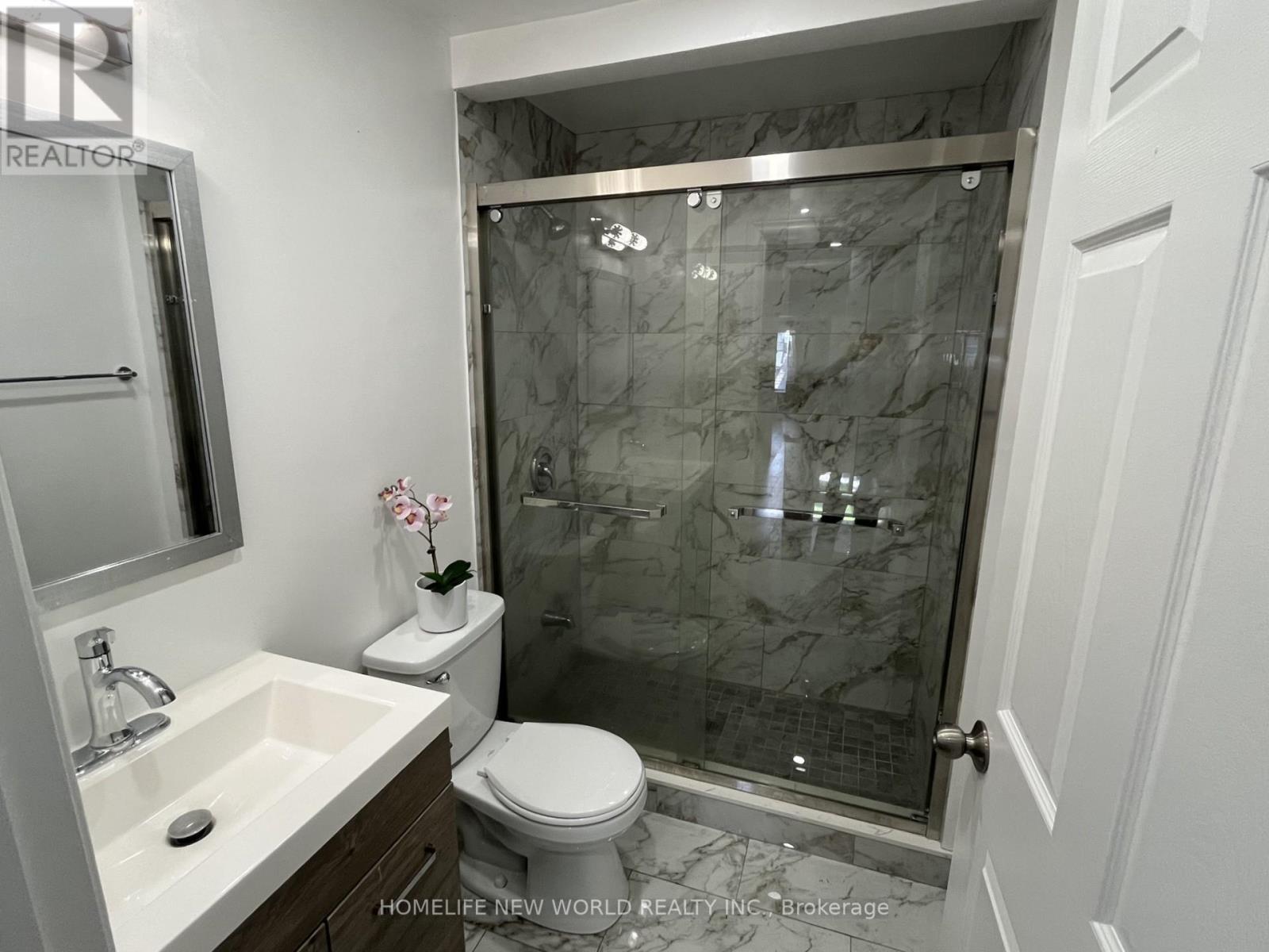19 BRITANNIA AVENUE - 8