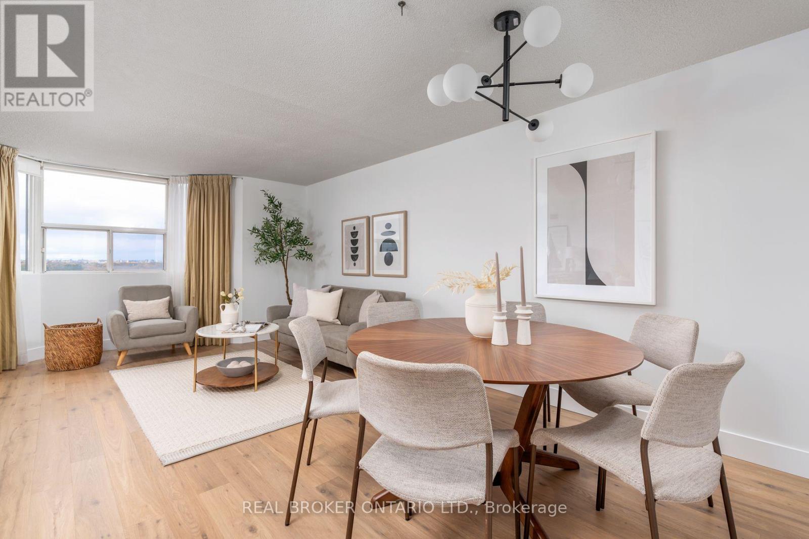 #1601 3845 LAKE SHORE BOULEVARD W - 1