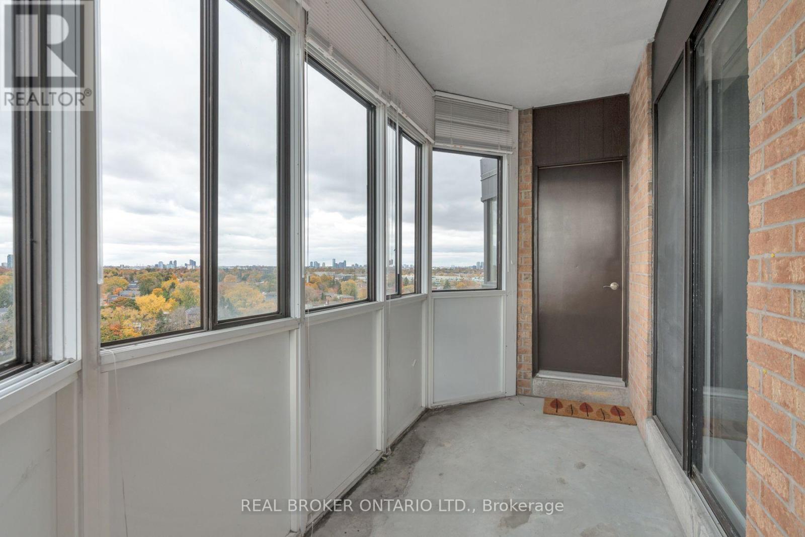 #1601 3845 LAKE SHORE BOULEVARD W - 19