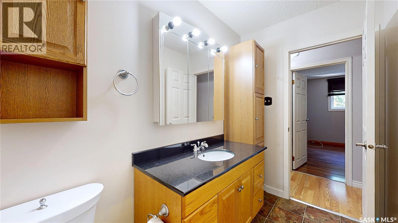 118 Salemka CRESCENT - Image 25