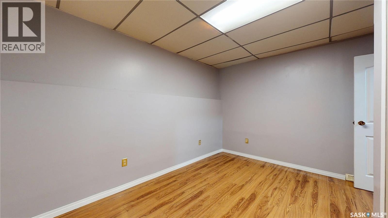 118 Salemka CRESCENT - Image 32