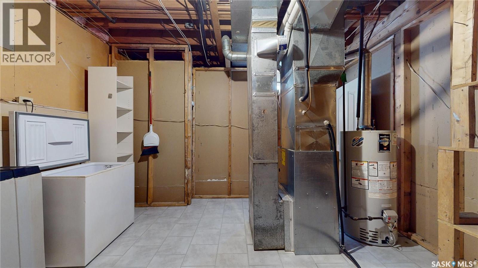 118 Salemka CRESCENT - Image 36