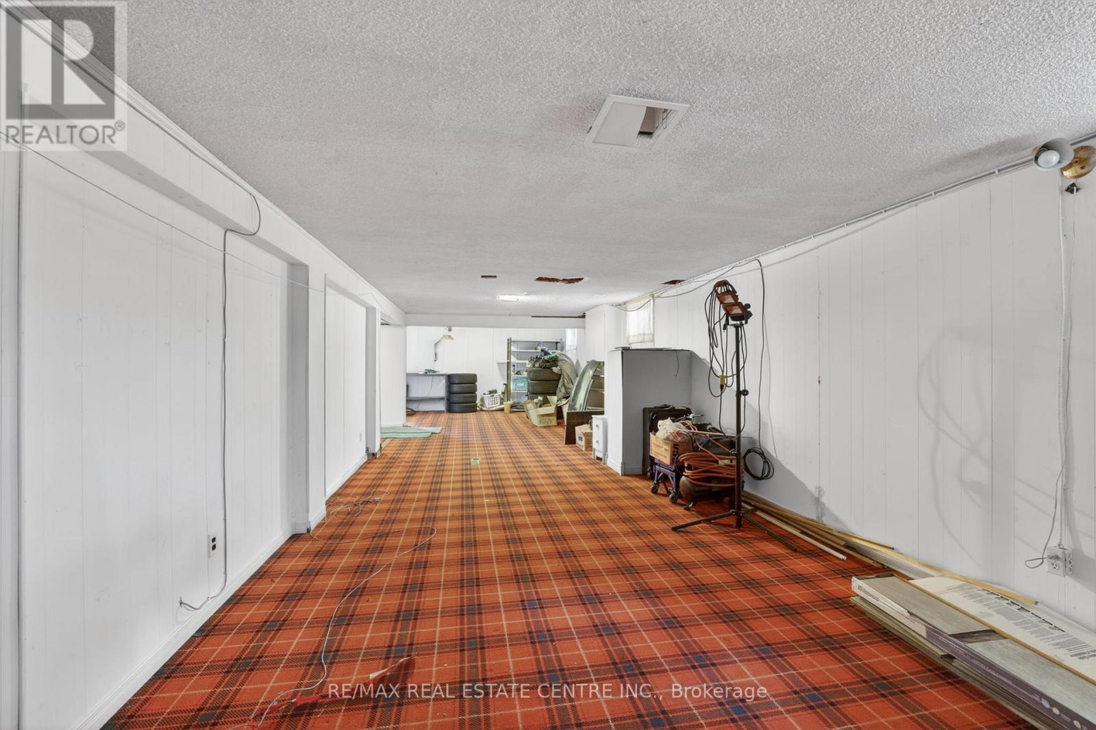 19290 HURONTARIO STREET - Image 30